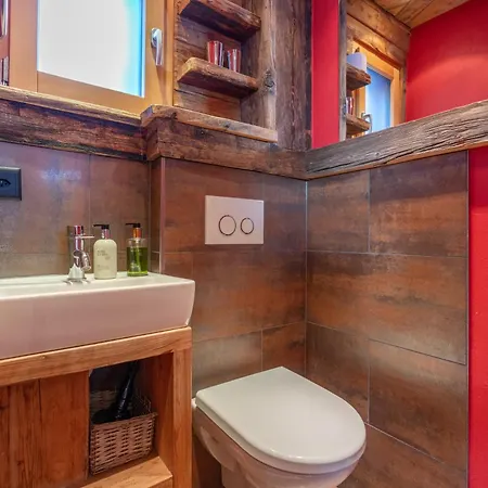 木屋 Schwalbennest