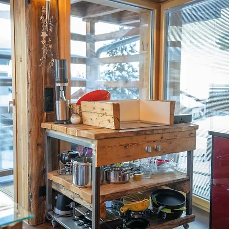 Schwalbennest 木屋