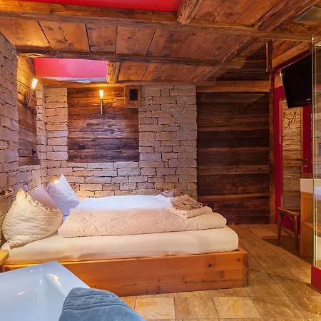 木屋 Schwalbennest